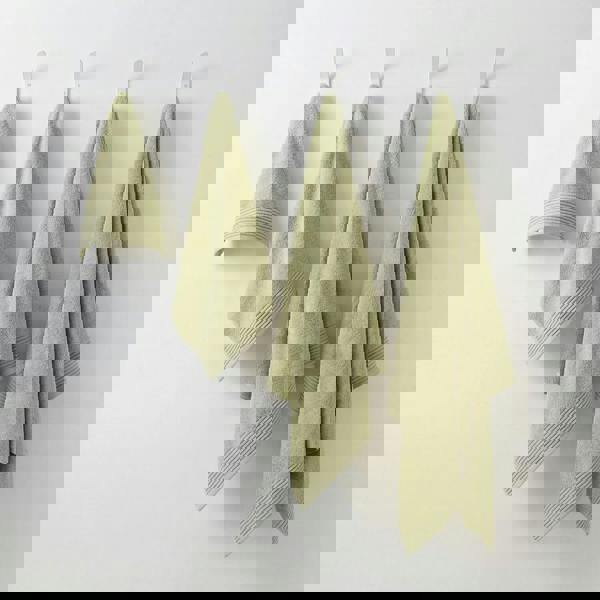 Bedable Plush Towels Set