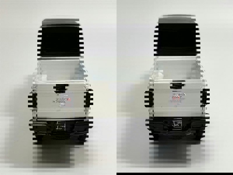 Tayumo Jeep Gladiator White LHD 1:32 Scale - Light & Sound Tayumo 32130002