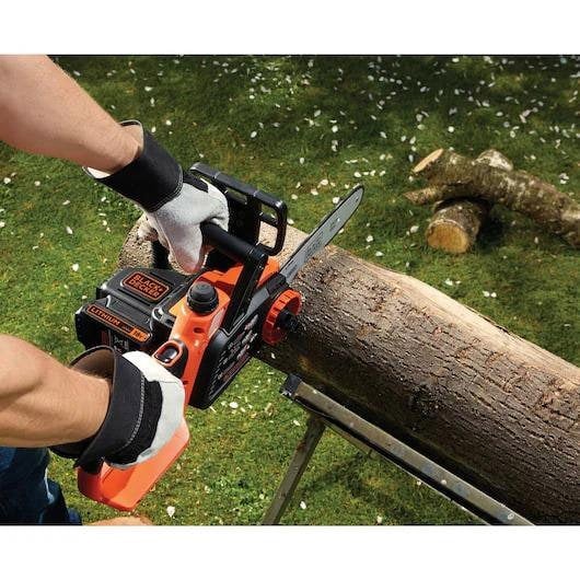 Black & Decker GKC1825L20-GB 18V Cordless Chainsaw 25cm Bar