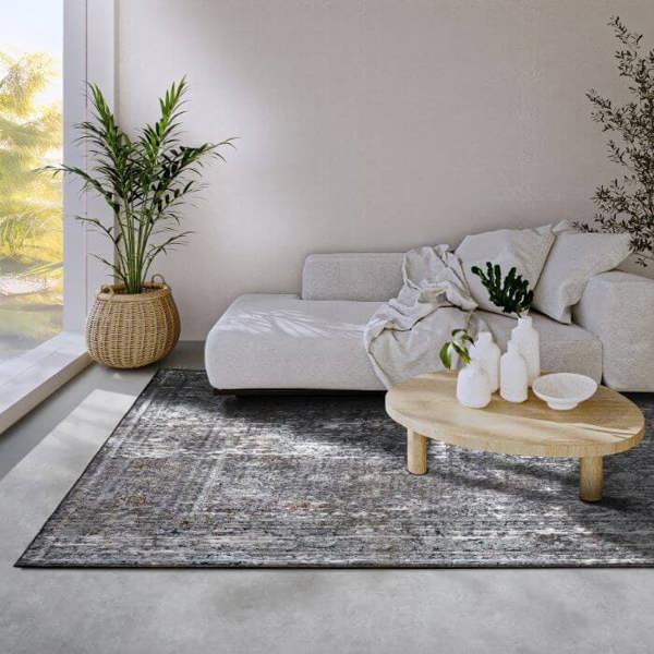 The Rugs Vintage Floral Short Pile Rug - Timeless Elegance