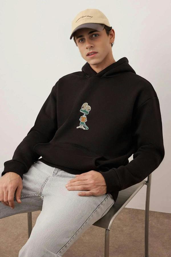 WOVCOR Oversize Embroidered Thick Fleece Men's Sweatshirt