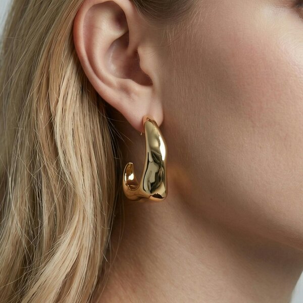 Uchi & Soto Nami Gold Hammered Earrings