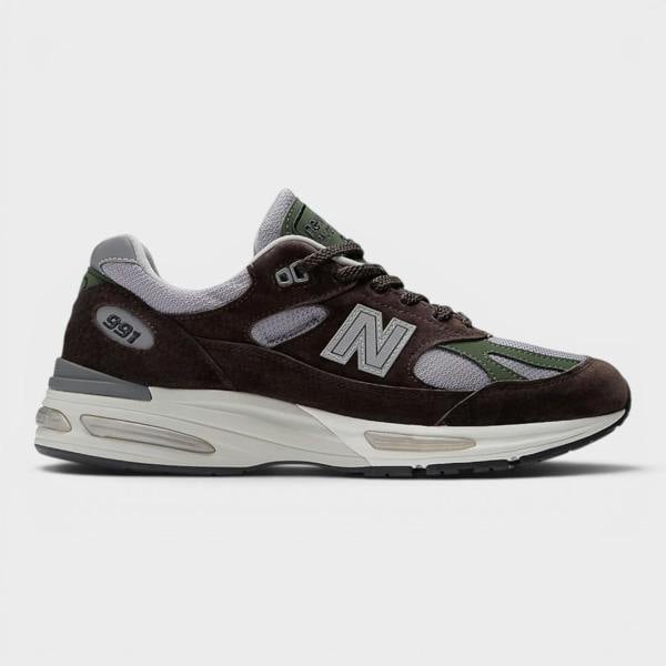 New Balance 991v2 MiUK Essentially Offbeat Pack Brown