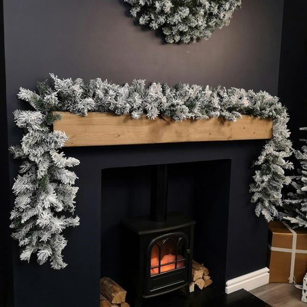 Samuel Alexander 2.7m Green Snow Flocked Christmas Garland with 190 Tips