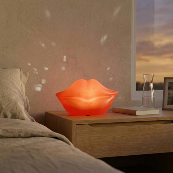 Garden Greatness Nuva Bold Red Lips Novelty Lamp