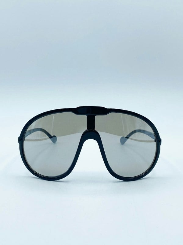 SVNX Wave Mask Sunglasses in Black