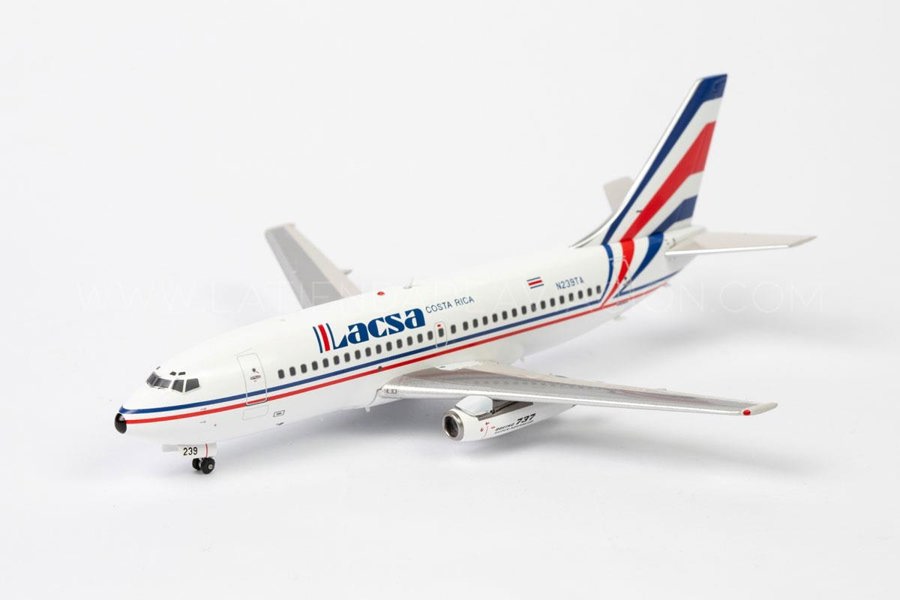 MCSlots Lacsa N239TA Boeing B737-200 With Stand El Aviador Models 1:200 Inflight200 IFEAV239TA