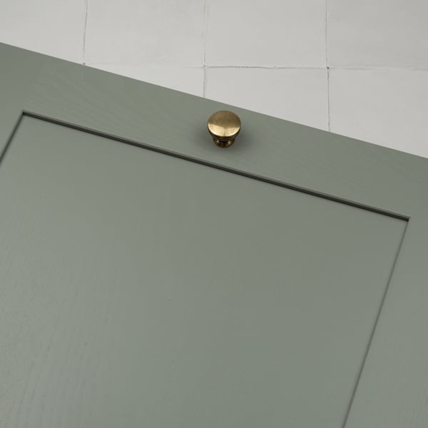 Handle & Home 30mm Antique Brass Contemporary Knob