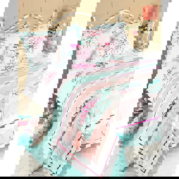 Riva Home Harriet Bedspread - Duck Egg/Pink