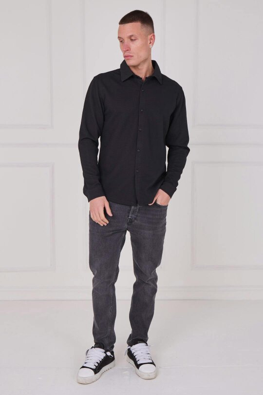 Men's Textured Button-Up Shirt