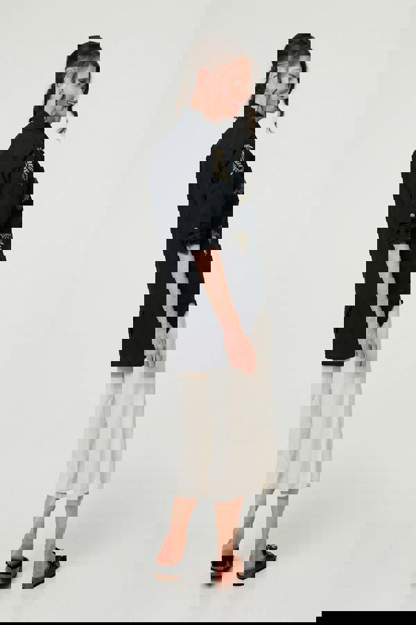 Black | Embroidered 3/4 Turn-Up Sleeve Shirt
