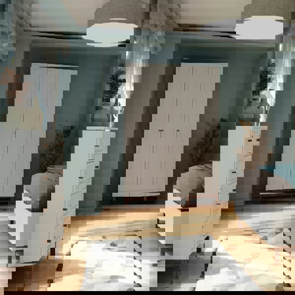 Furniture To Go Wensley 3 Door Wardrobe in Light Grey and Oak