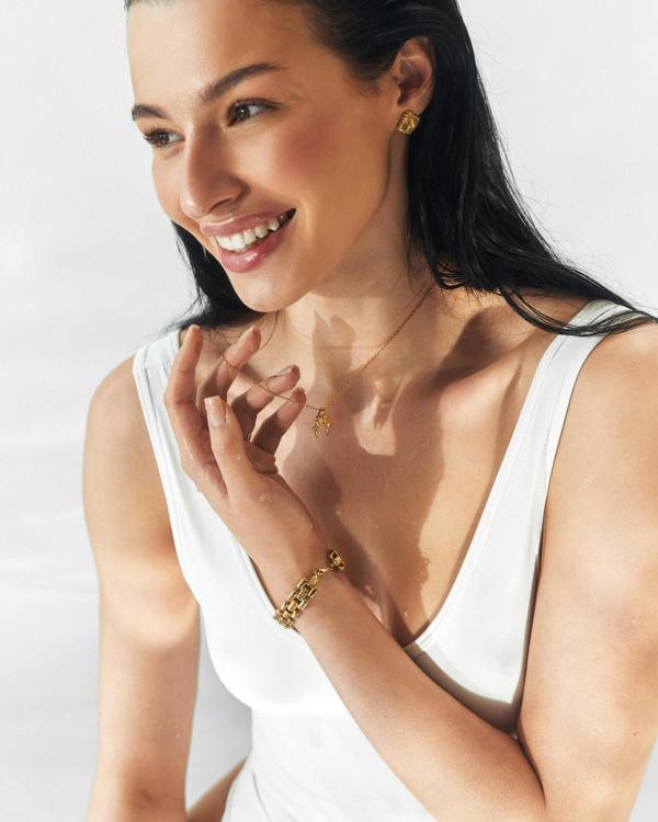 Elk & Bloom Roped Moment Twisted Horn 14K Gold Pendant Necklace