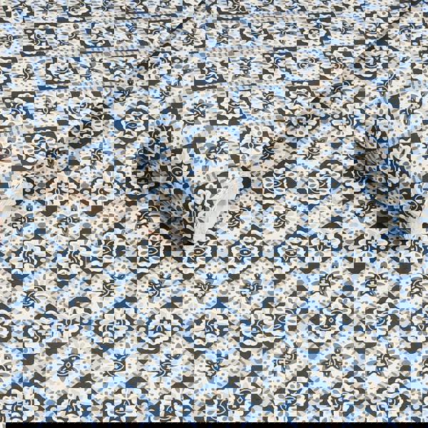 Joules Meadow Geo Wallpaper | Navy/Cream