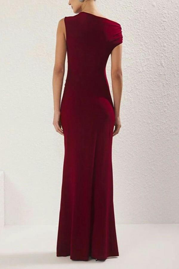 WOVCOR Maxi Elegant Evening Dress with Stone Accessory Detail