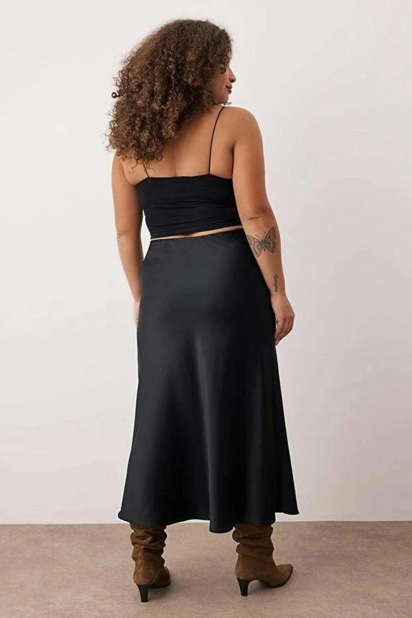 WOVCOR Midi Length Satin Woven Plus Size Skirt