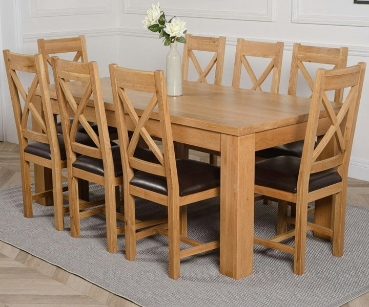 That's Furniture Dakota Large Oak Dining Table with Berkeley Oak Chairs