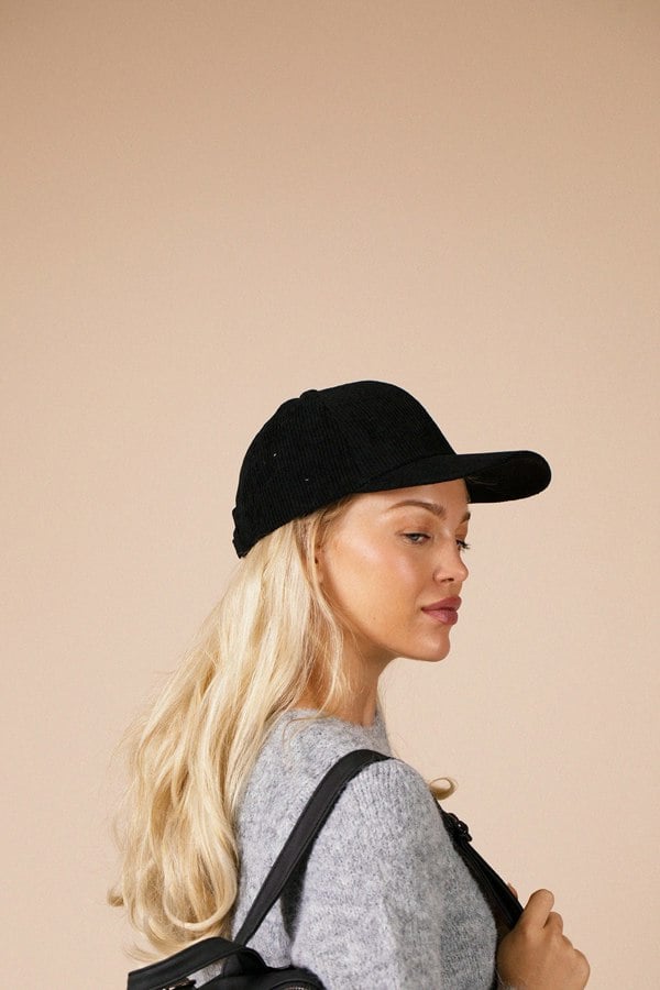 SVNX Corduroy Cap In Black