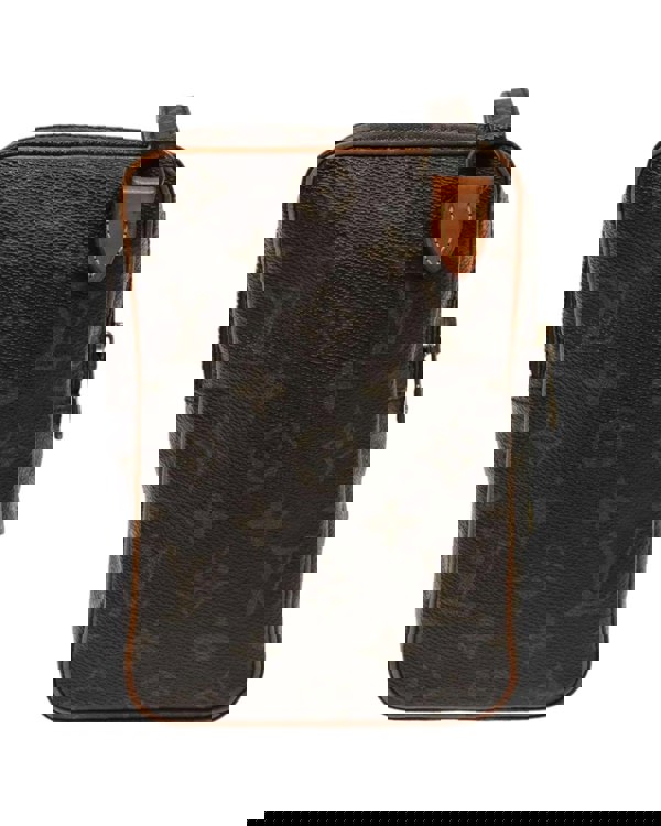 195227453.jpg