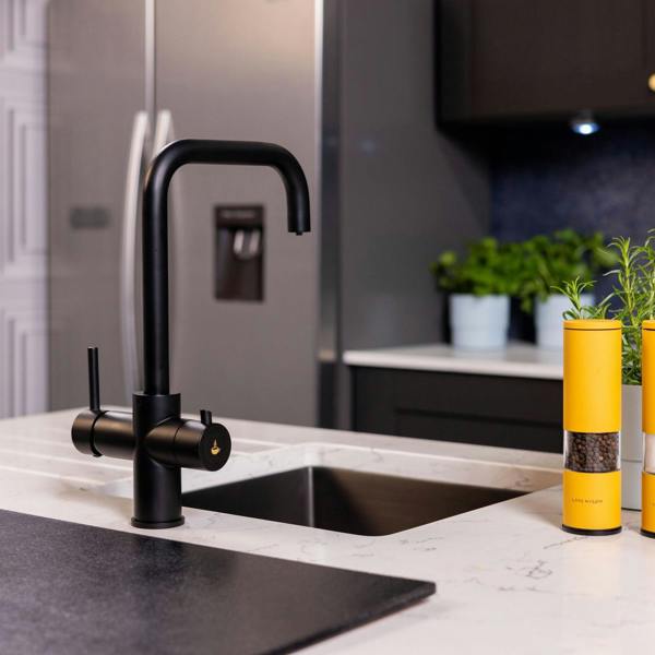 Flode tre | 3 in 1 Boiling Water Tap | Matt Black Finish
