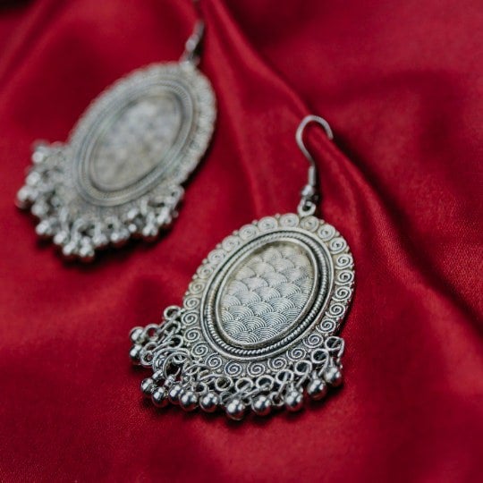 The Colourful Aura Silver Victorian Mirror Oval Dangle Oxidised Boho Ghungroo Drop Ethnic Earring