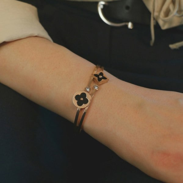 The Colourful Aura Rose Gold Clover Leaf Zircon Floral Irish Design Wrist Bangle Bracelet