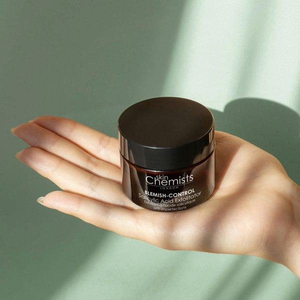 SC822 skinChemists Salicylic Acid Blemish-Control Exfoliator 60ml