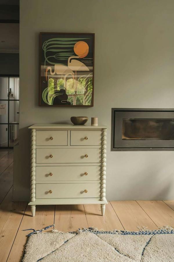 Statement Furniture Cromwell 2 over 3 Chest of Drawers with Bobbin Design