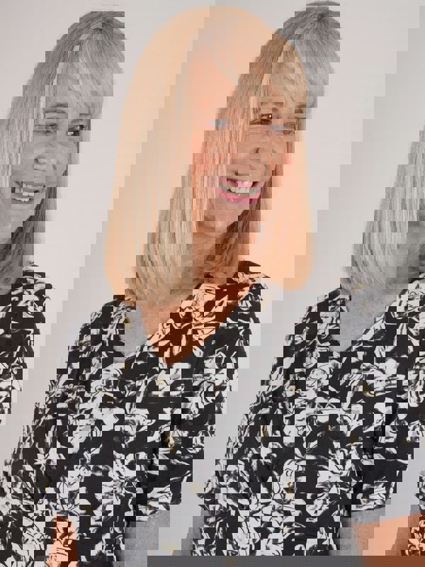 TIGI-Wear Floral All-over-print V Neck Dress