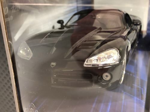 fast and furious lettys dodge viper srt-10 1:24 scale jada 30731