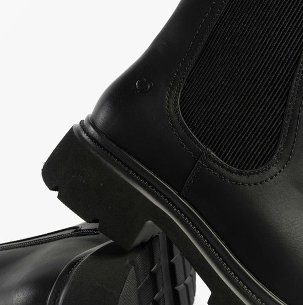 Heavenly Feet ZETA Womens Chelsea Boots Black