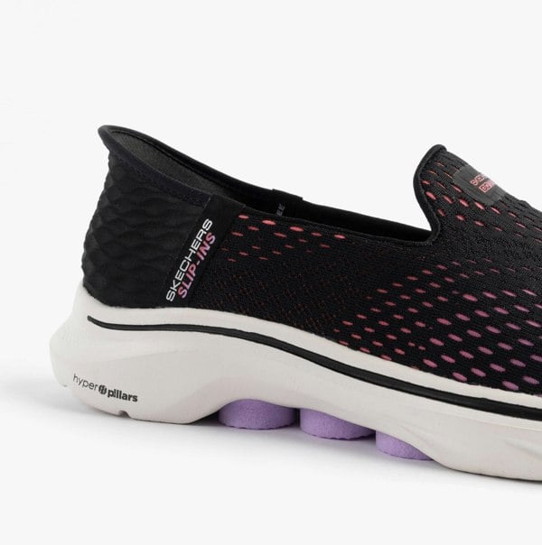 Skechers GO WALK 7 - KATNISS Womens Trainers Black/Multi