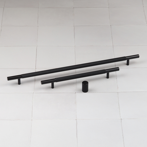 Handle & Home Knurled Matt Black Handles and Knob
