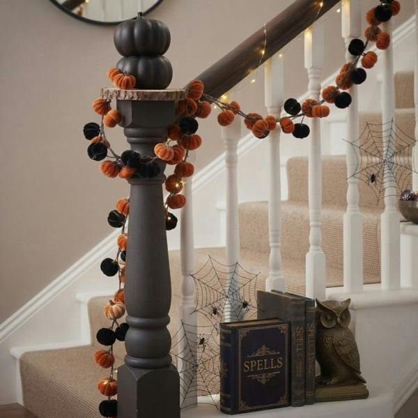 Garden Greatness Haunted Halloween Velvet Pumpkin Garland