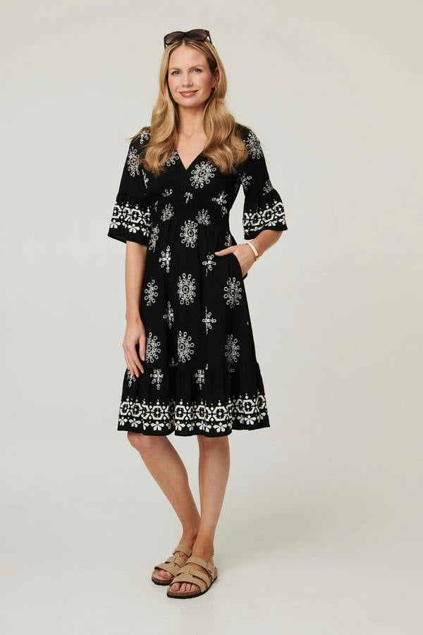 Black | Border Print Ruched Knee Length Dress
