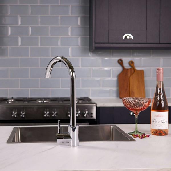 Flode Lillehammer | Single Lever Kitchen Sink Mixer Tap with Swivel Spout | Polished Chrome Finish