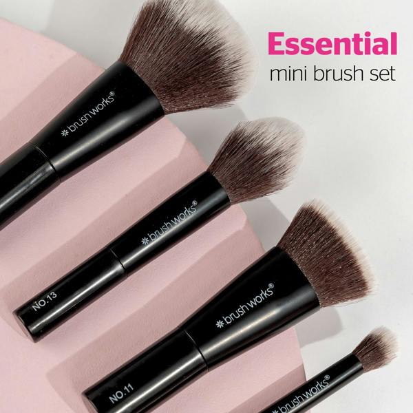 Brushworks On The Move Makeup Minis