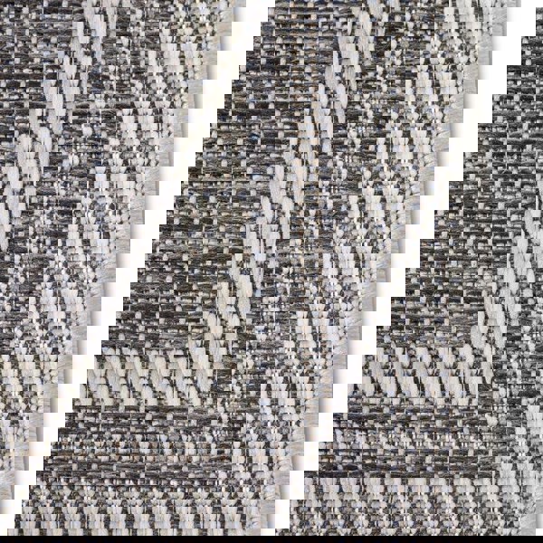 Indoor & Outdoor Tribal Bordered Rug – Grey