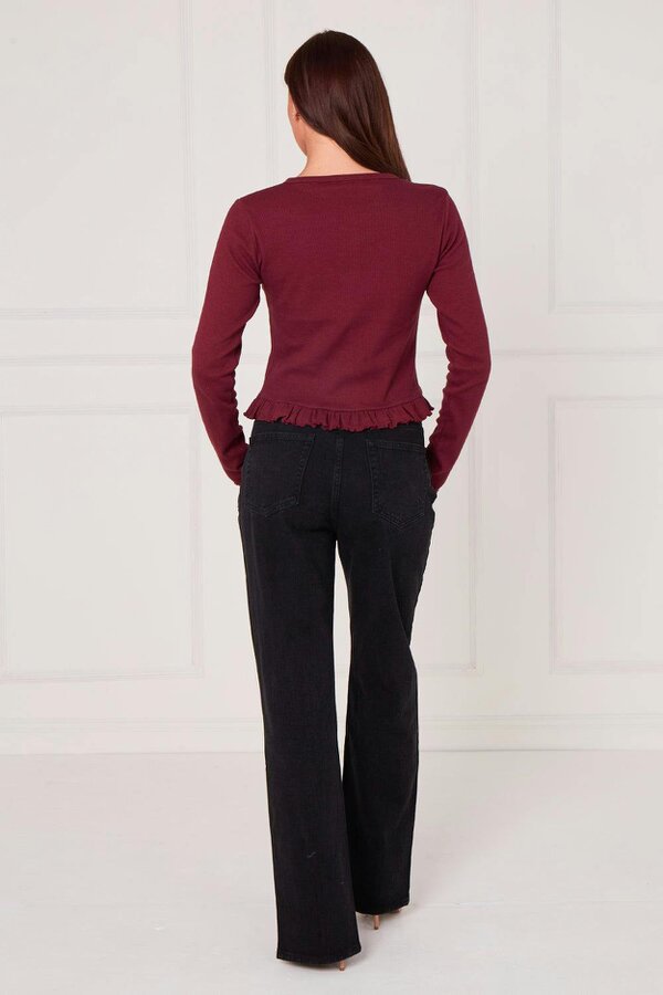 Black Front-Slit Straight Leg Jeans — Flattering, Modern & Effortlessly Chic
