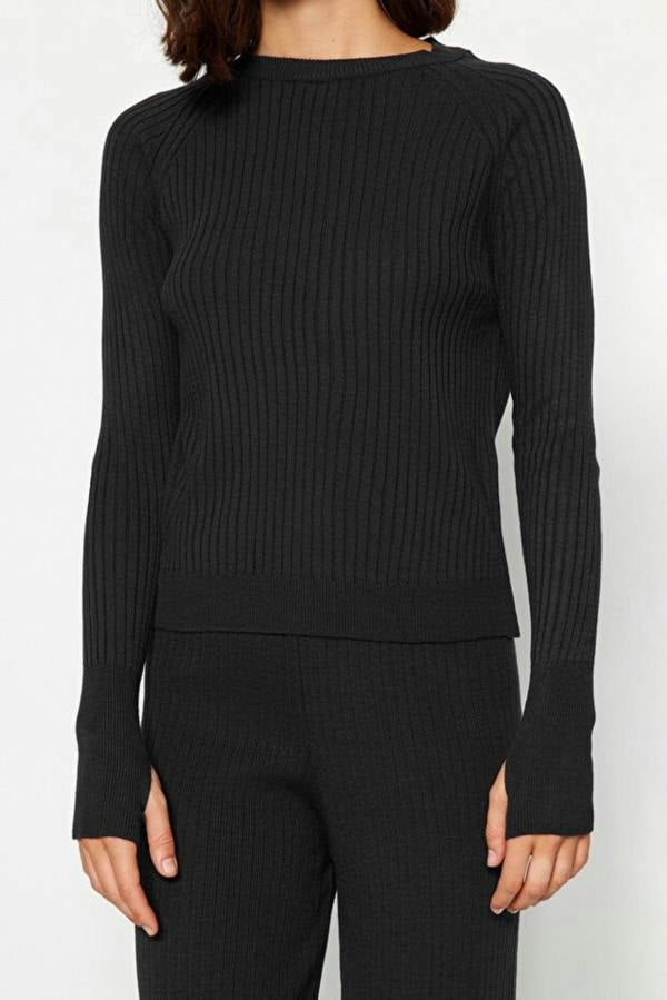 WOVCOR 2-Piece Basic Knit Set with Finger Detail