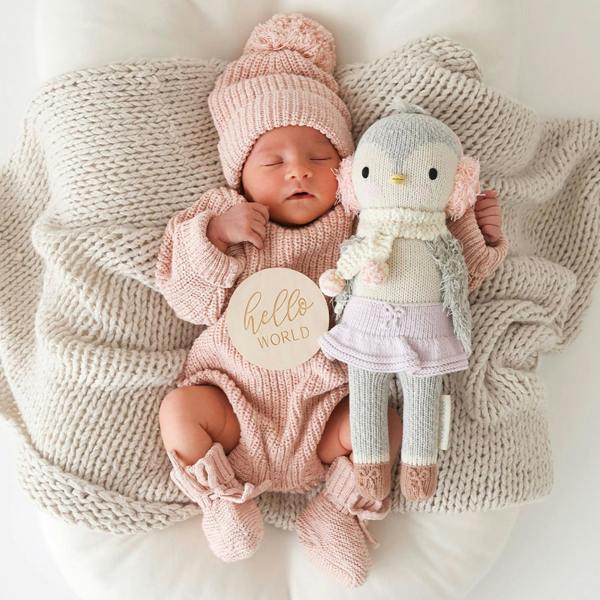 cuddle+kind - Christmas Signature Collection - Skylar the Penguin