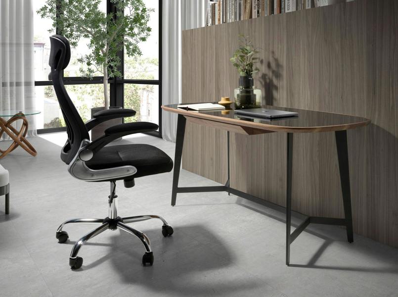 Angel Cerdá Writing desk walnut and black steel with black glass top 3137
