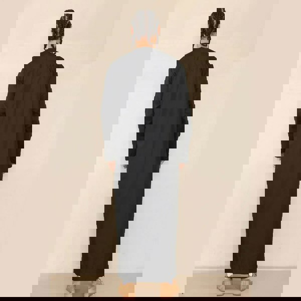 105_thobe_Black-gold_L - 56, 105_thobe_Black-gold_M - 54, 105_thobe_Black-gold_S - 52, 105_thobe_Black-gold_XL - 58, 105_thobe_Black-gold_XXL - 60