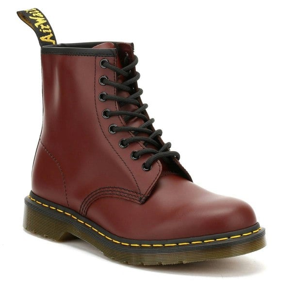 Dr. Martens - 11822600 UN 1460 Smooth Cherry Red