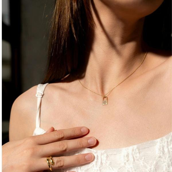 Spero London Fine 14ct Solid Gold Padlock Necklace