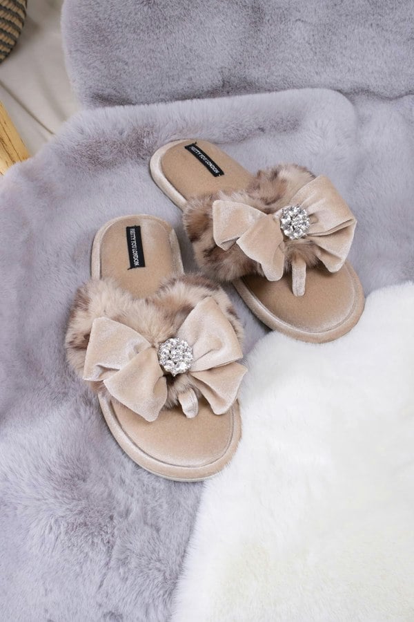Amelie women's toe post slippers in leopard with a premium velvet bow and diamante embellishment atop a plush faux fur band from Pretty You London