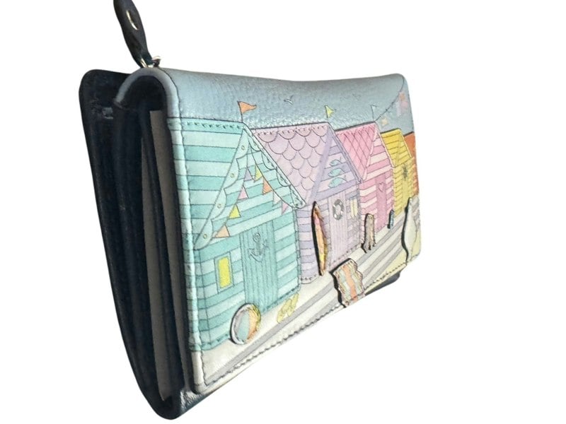 Mala Leather Woolacombe Trifold RFID Purse – Soft Leather – Beach & Dog Appliqué Design