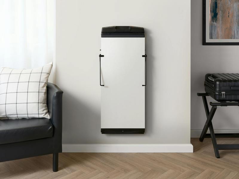 Corby 7700 Trouser Press in White & Black - UK Plug