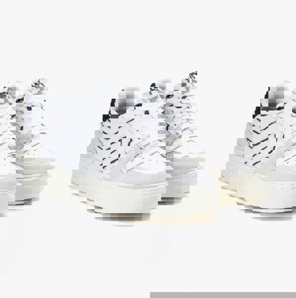 Levi's GLIDE L Womens Trainers Regular White