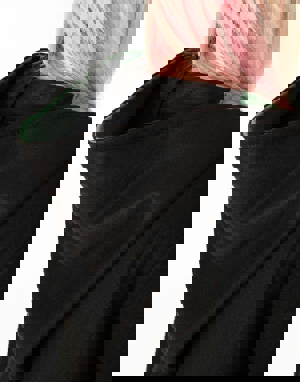 Harry Potter Unisex Black Gryffindor, Slytherin, Hufflepuff, Ravenclaw Gown (One Size)